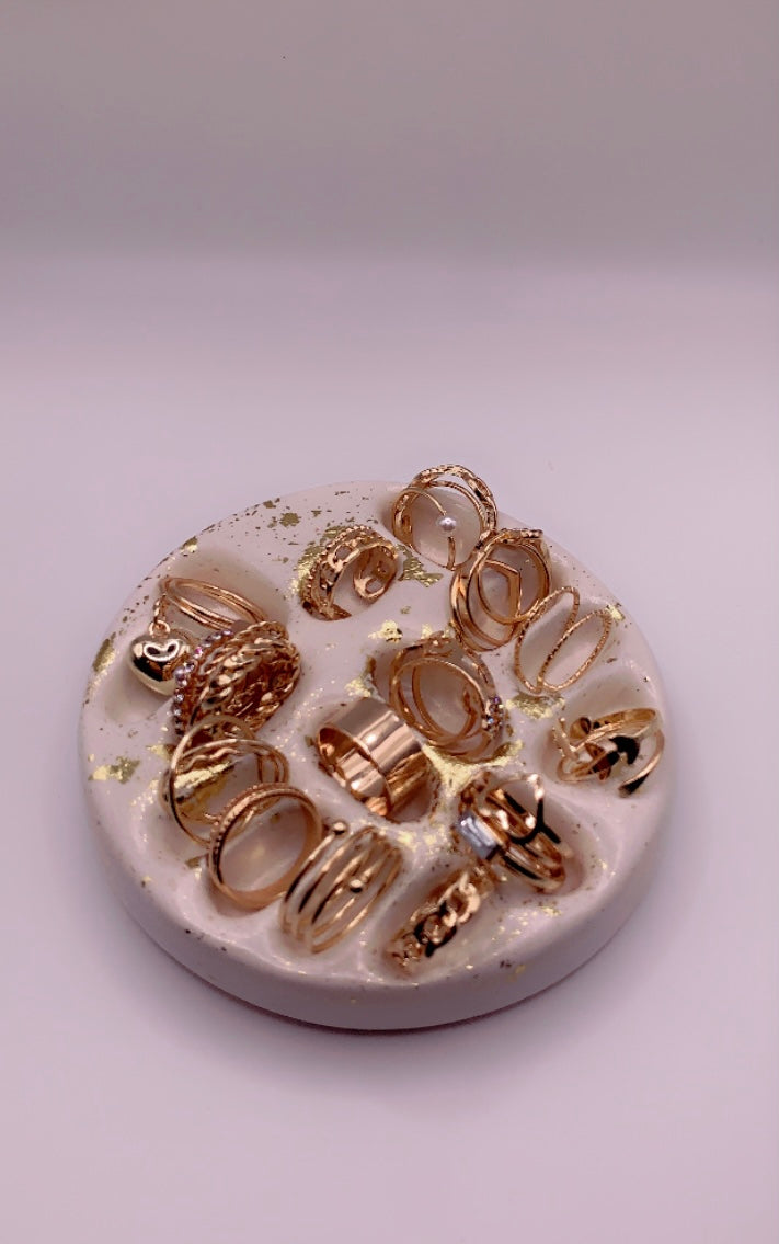 Ring Halter mit Blattgold